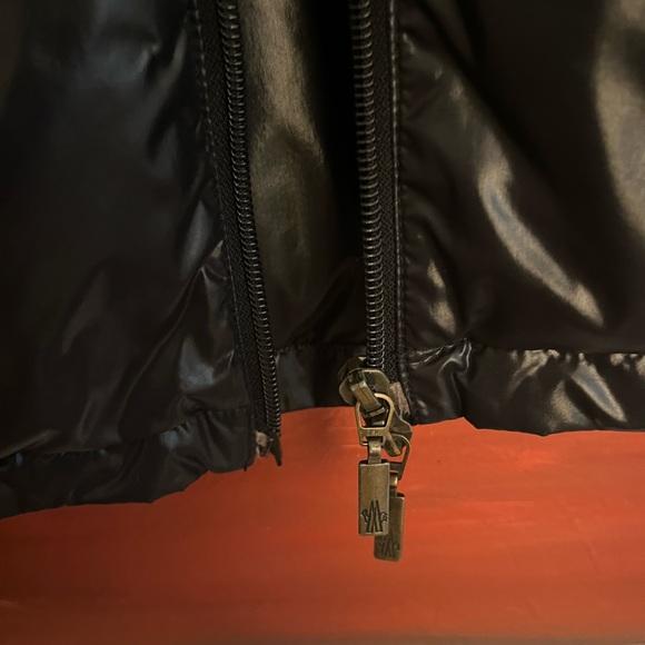 Moncler Down Jacket - Picture 11 of 15